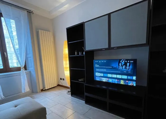 Apartment Centro Piazza Pontida - The Italian Escape *