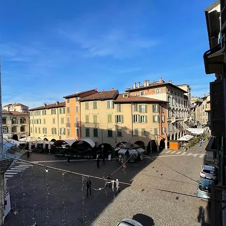 Centro Piazza Pontida - The Italian Escape Μπέργκαμο